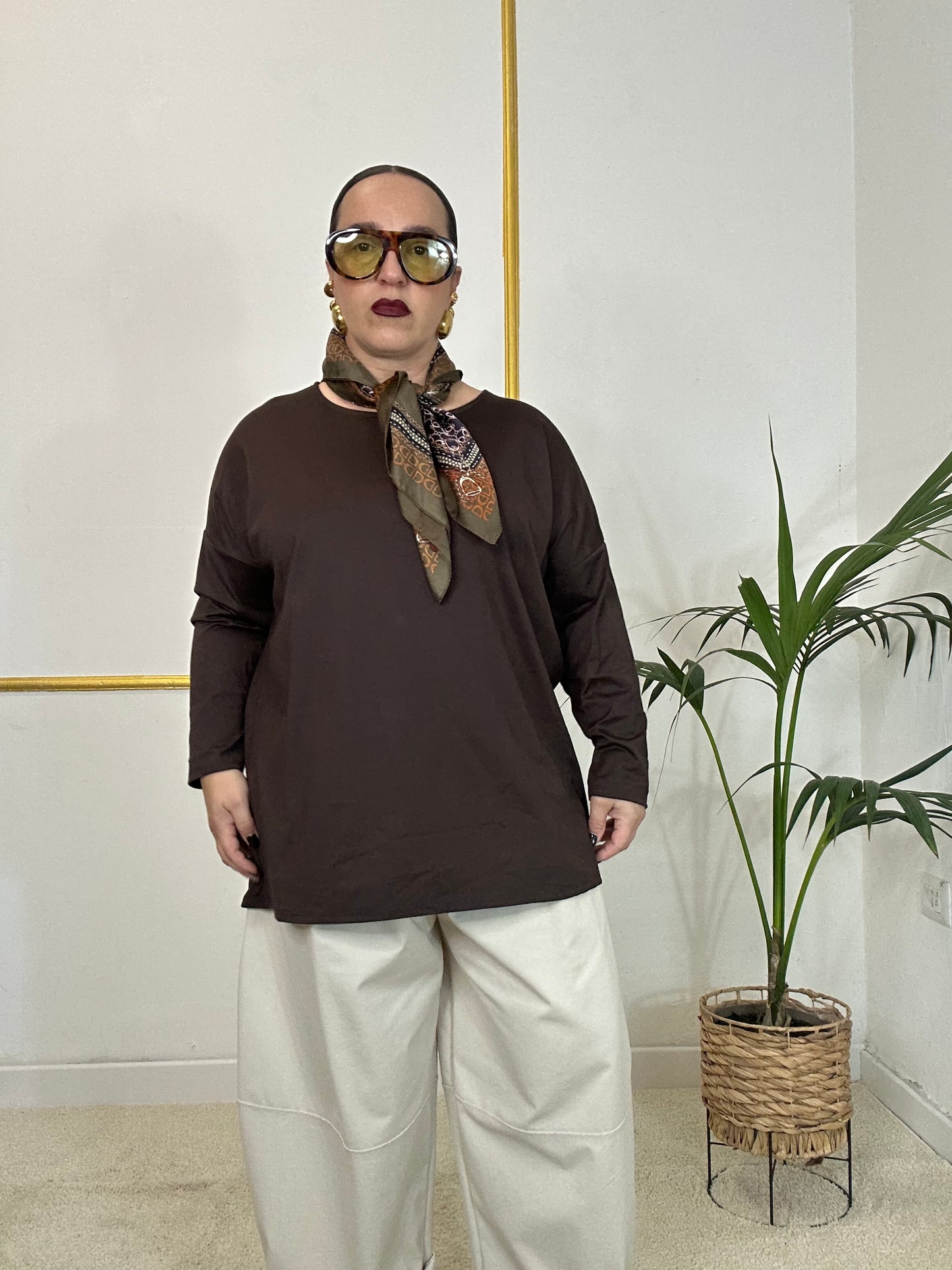 MAGLIA BASICA CON FOULARD