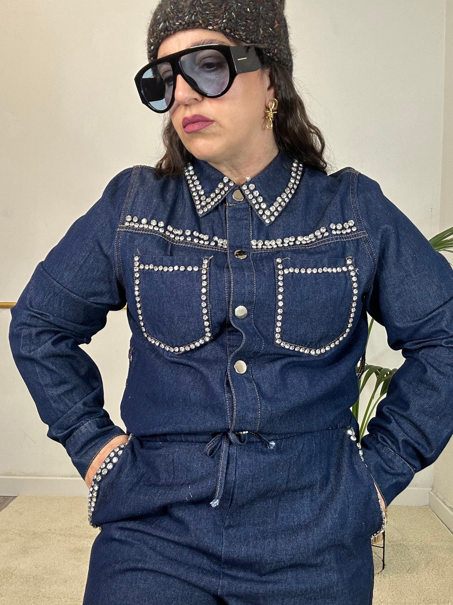 COMPLETO DI JEANS CON STRASS