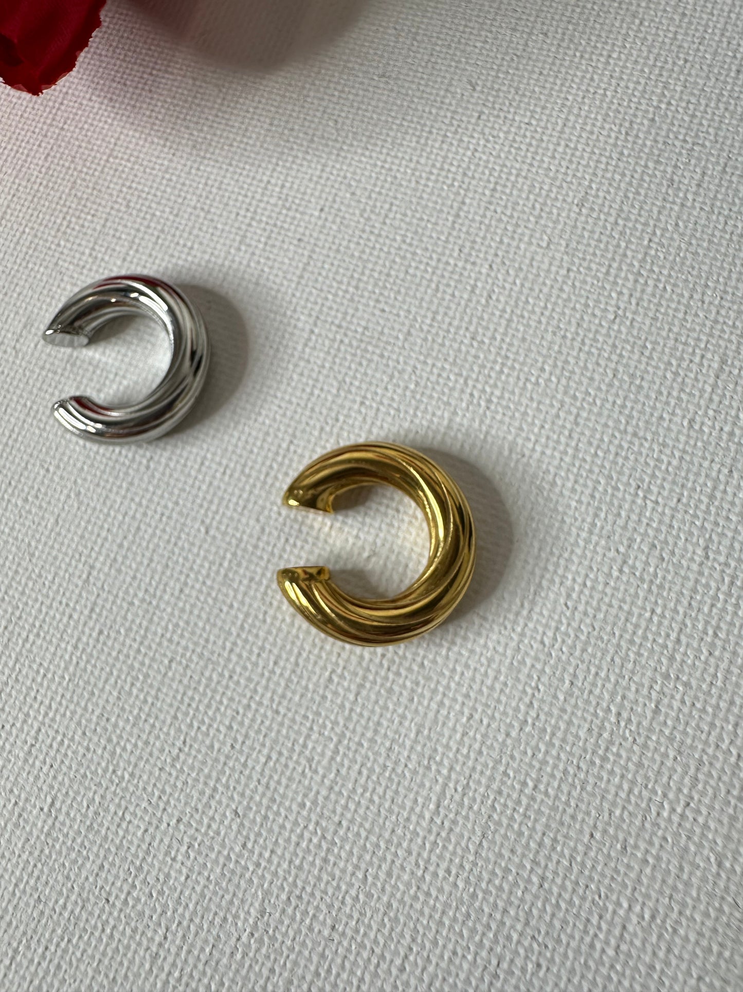 “EAR CUF” PICCOLO RIGATO