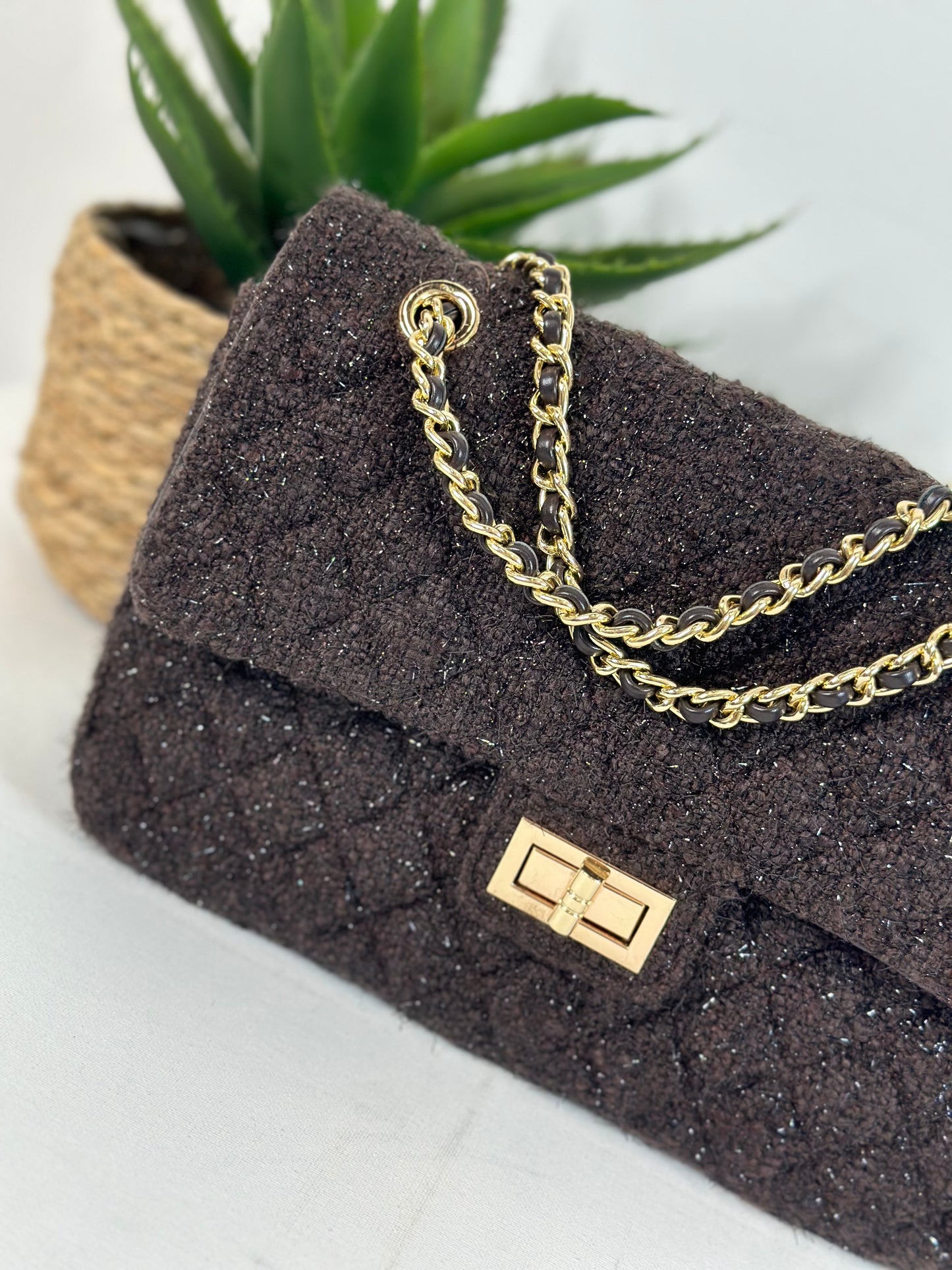 Borsa Chany