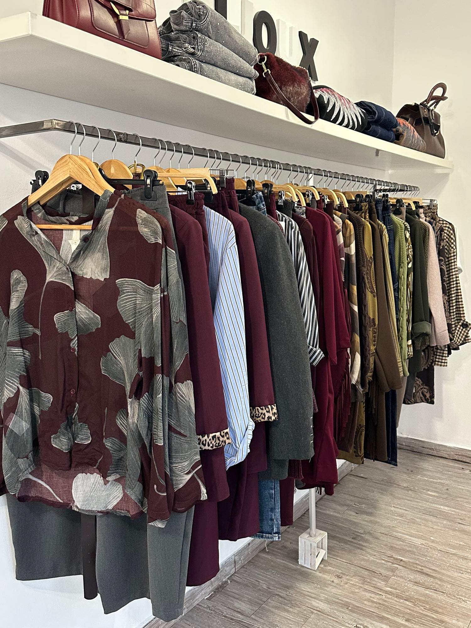 ABBIGLIAMENTO