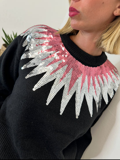 MAGLIA NERA CON PAILLETTES