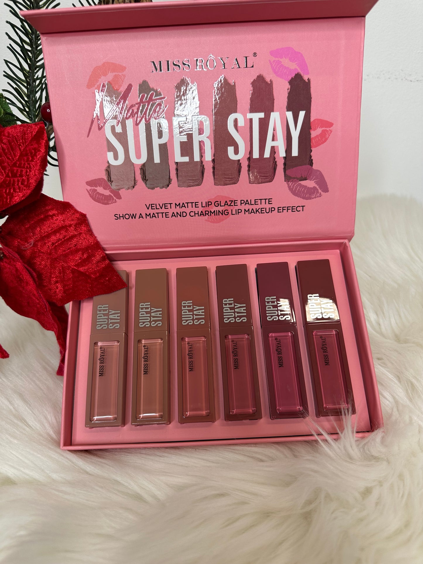 MISS ROYAL – Velvet Matte Lip Glaz