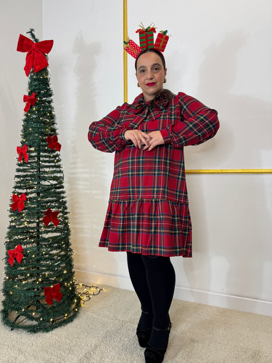 ABITO TARTAN ROSSO CON BALZE