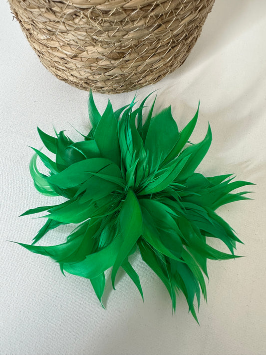 Spilla In Piuma Verde
