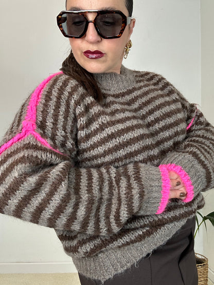 MAGLIA A RIGHE MARRONE