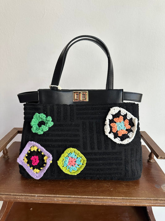 Kelly con Fiori Uncinetto