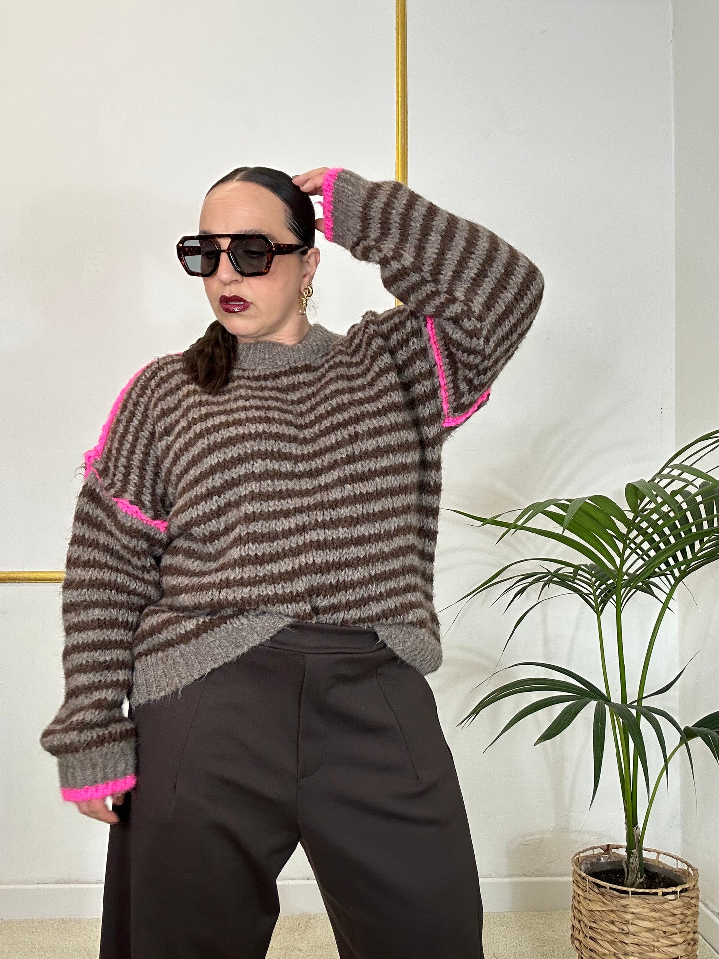 MAGLIA A RIGHE MARRONE